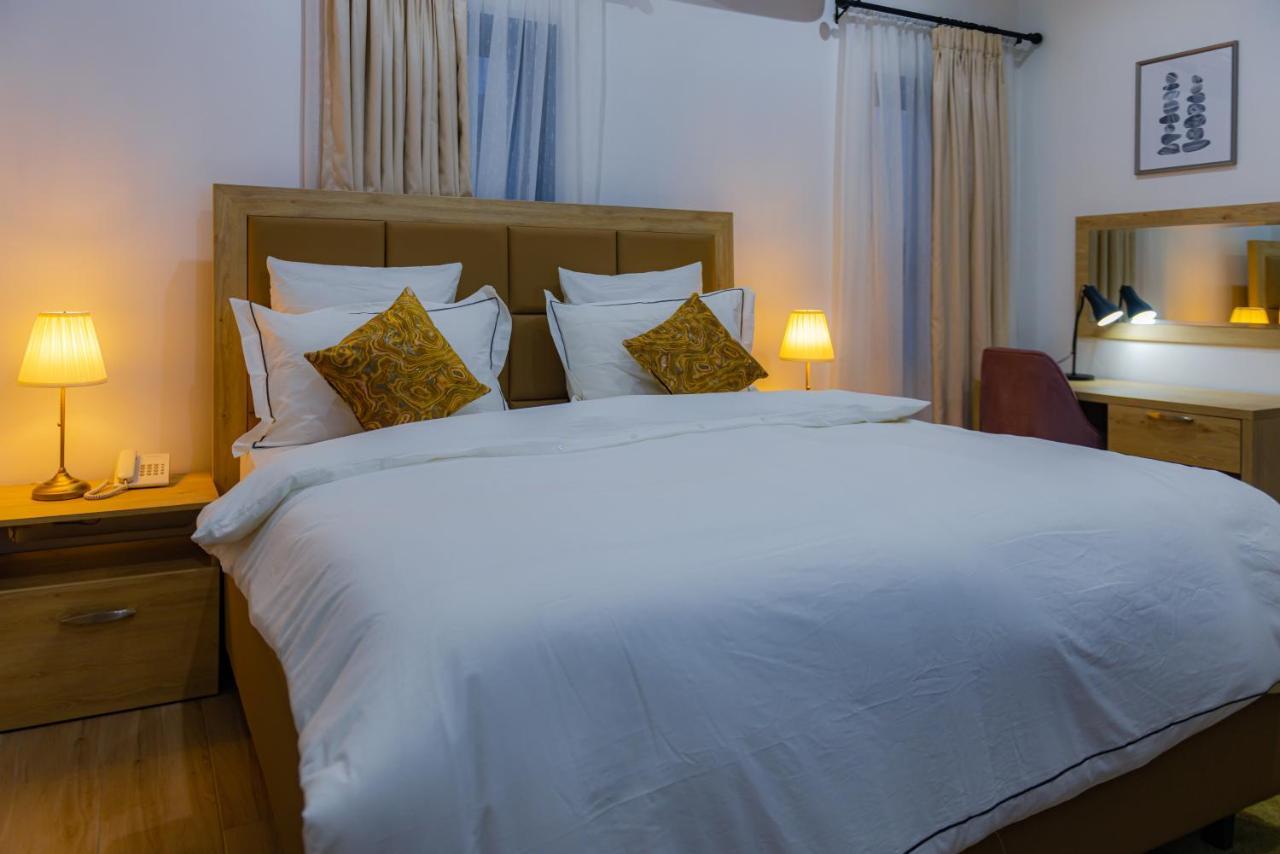 Quest Boutique Hotel Gwarinpa Exteriér fotografie