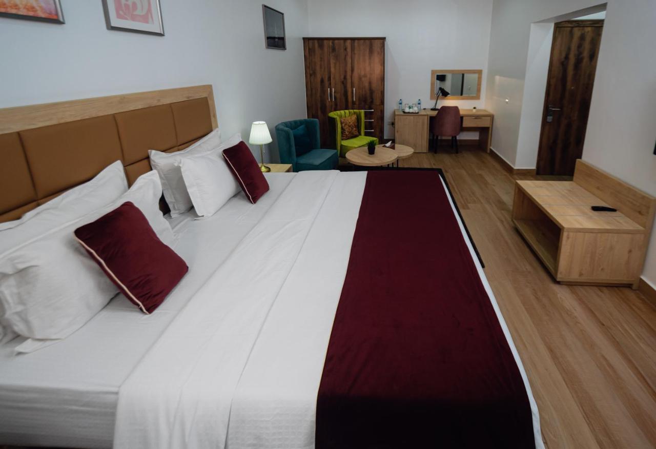 Quest Boutique Hotel Gwarinpa Exteriér fotografie